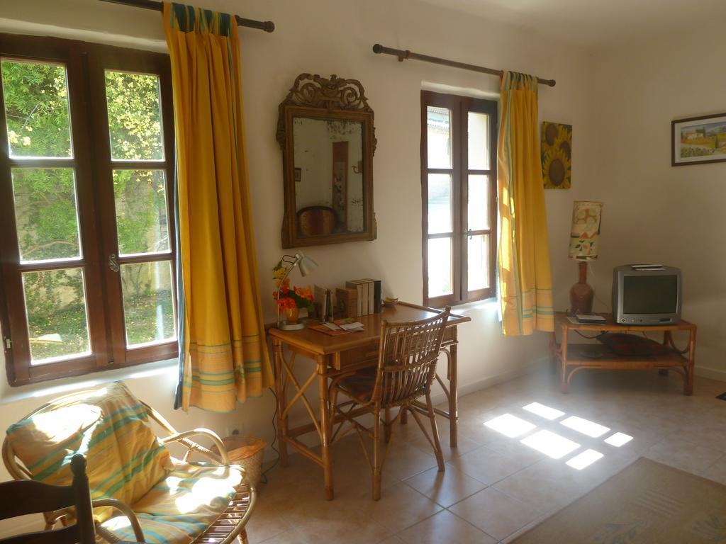 Bed and Breakfast Le Val Leron Valaurie Exterior foto