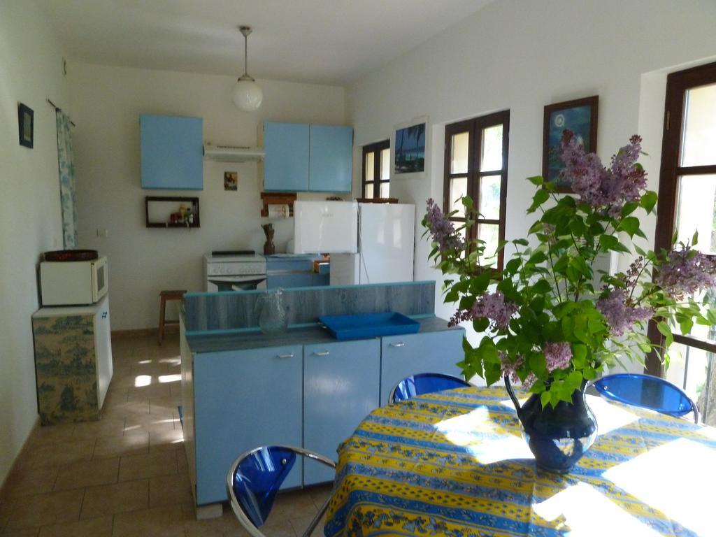 Bed and Breakfast Le Val Leron Valaurie Exterior foto